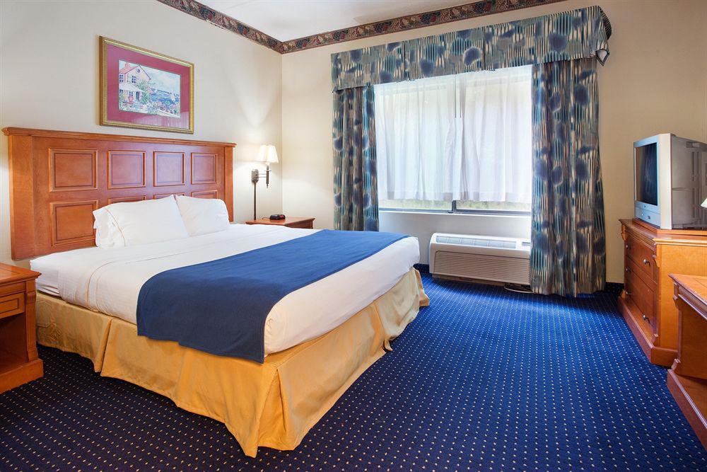 Savannah Gateway Hotel & Suites Georgetown Oda fotoğraf
