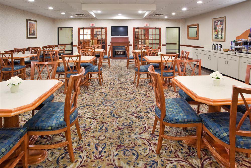 Savannah Gateway Hotel & Suites Georgetown Restoran fotoğraf