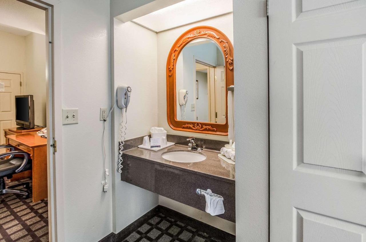 Savannah Gateway Hotel & Suites Georgetown Dış mekan fotoğraf