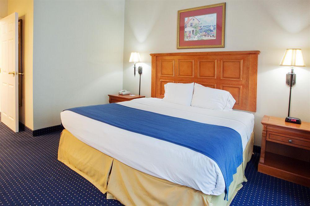 Savannah Gateway Hotel & Suites Georgetown Oda fotoğraf